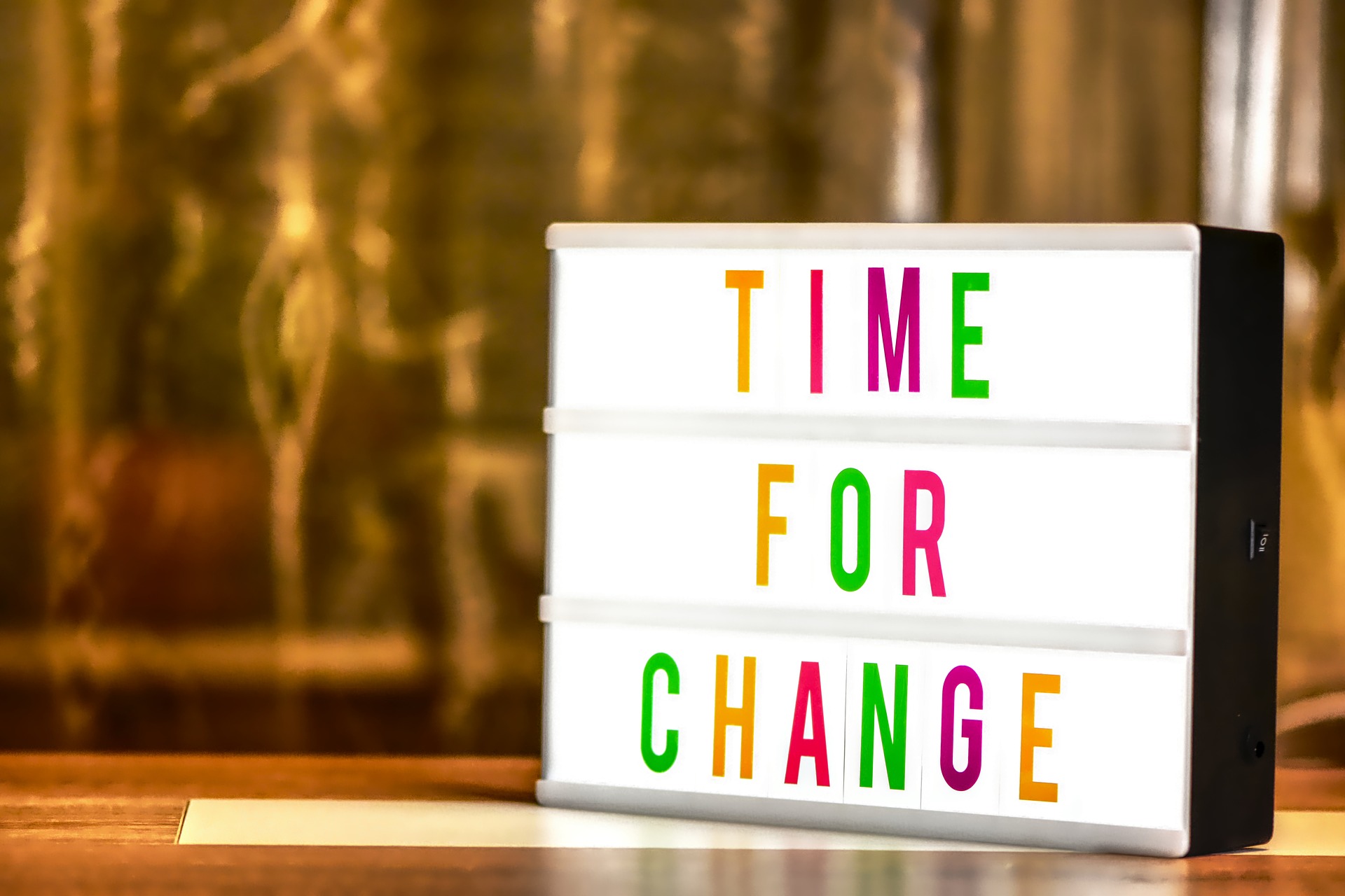 time-for-a-change-4184047_1920